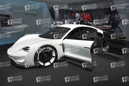 Zweiter Pressetag auf der IAA 2015 in Frankfurt