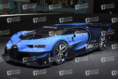 Zweiter Pressetag auf der IAA 2015 in Frankfurt