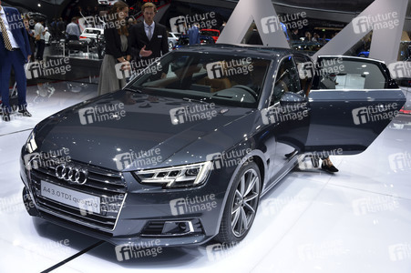 Zweiter Pressetag auf der IAA 2015 in Frankfurt