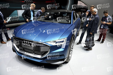 Zweiter Pressetag auf der IAA 2015 in Frankfurt