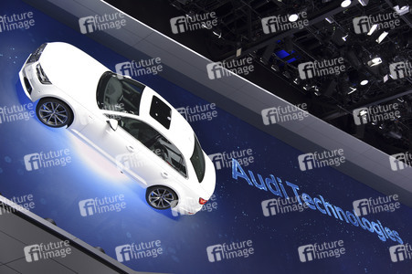 Zweiter Pressetag auf der IAA 2015 in Frankfurt