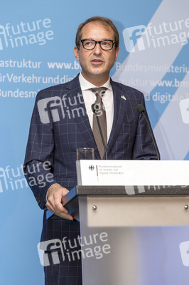 Pressekonferenz vom Alexander Dobrindt in Frankfurt