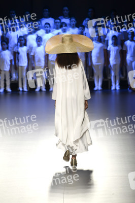 Duyos Fashion Show, Mercedes-Benz Fashion Week Madrid