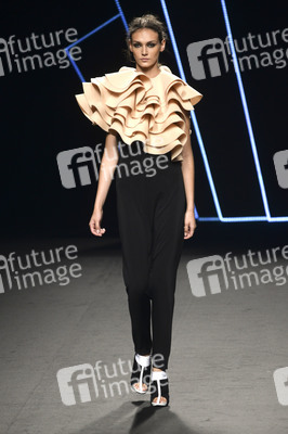 Amaya Arzuaga Fashion Show, Mercedes-Benz Fashion Week Madrid