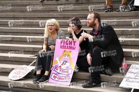 Demo gegen den Marsch für das Leben in Berlin