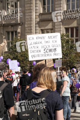 Demo gegen den Marsch für das Leben in Berlin