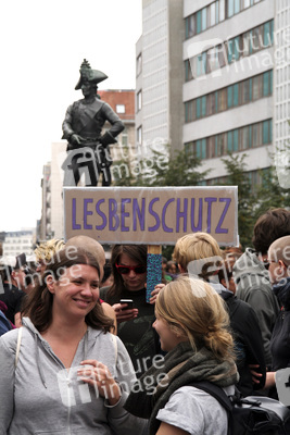 Demo gegen den Marsch für das Leben in Berlin