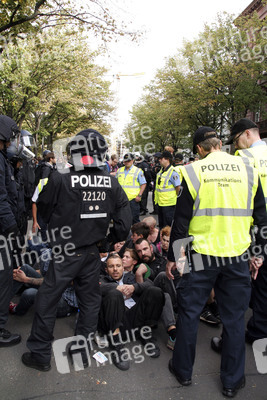 Demo gegen den Marsch für das Leben in Berlin