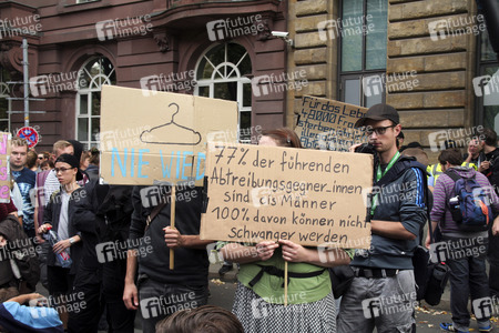 Demo gegen den Marsch für das Leben in Berlin