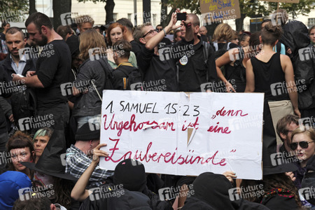 Demo gegen den Marsch für das Leben in Berlin
