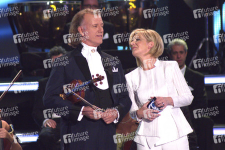 ZDF-Show 'Willkommen bei Carmen Nebel' in Berlin