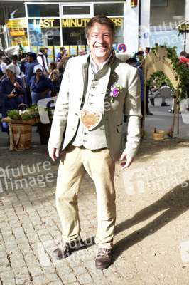 Wiesn-Einzug der Festwirte und Brauereien in München