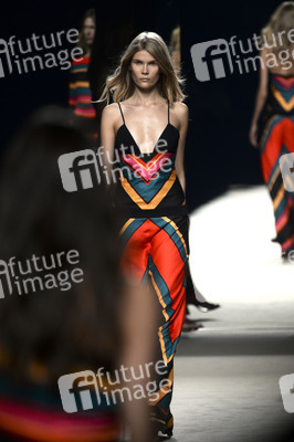 Juanjo Oliva Fashion Show, Mercedes-Benz Fashion Week Madrid