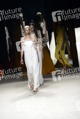Juanjo Oliva Fashion Show, Mercedes-Benz Fashion Week Madrid
