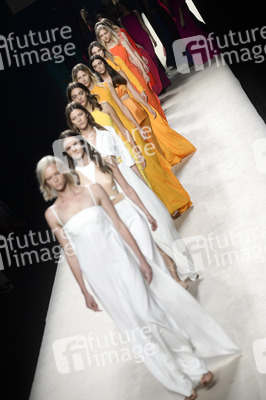 Juanjo Oliva Fashion Show, Mercedes-Benz Fashion Week Madrid
