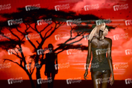 Andres Sarda Fashion Show, Mercedes-Benz Fashion Week Madrid