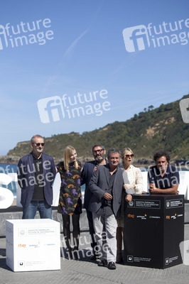 'Vingt et une nuits avec Pattie / 21 Nights with Pattie' Photocall, San Sebastian Film Festival 2015
