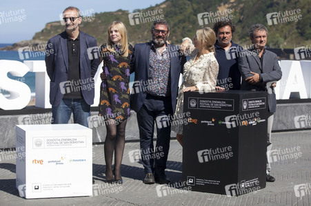 'Vingt et une nuits avec Pattie / 21 Nights with Pattie' Photocall, San Sebastian Film Festival 2015