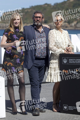 'Vingt et une nuits avec Pattie / 21 Nights with Pattie' Photocall, San Sebastian Film Festival 2015