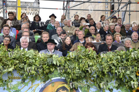 Trachten- und Schützenzug 2015 in München