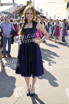 Damen-Wiesn 2015 von Unternehmerin Regine Sixt auf dem Oktoberfest in München