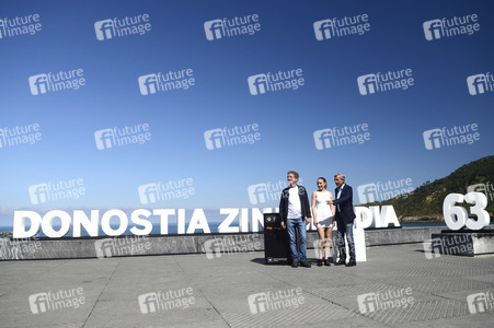 'Eva no duerme' Photocall, San Sebastian Film Festival 2015