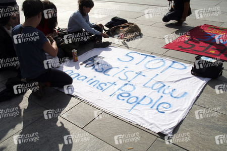 'Refugees Welcome - Solidarität muss praktisch werden!' Demo