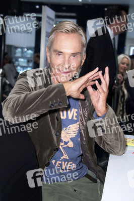 Autogrammstunde mit Wolfgang Joop in Berlin