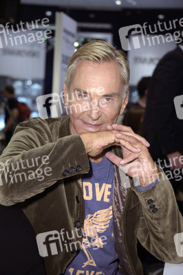 Autogrammstunde mit Wolfgang Joop in Berlin