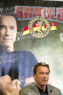 Arnold Schwarzenegger Pressekonferenz in Madrid