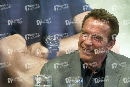 Arnold Schwarzenegger Pressekonferenz in Madrid