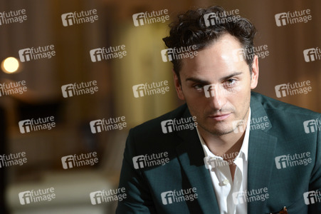 Asier Etxeandia Photoshooting, San Sebastian Film Festival 2015