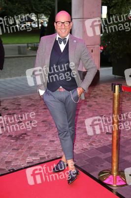 Light & Stars Charity Party in Hamburg