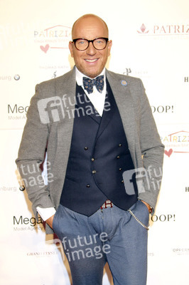 Light & Stars Charity Party in Hamburg