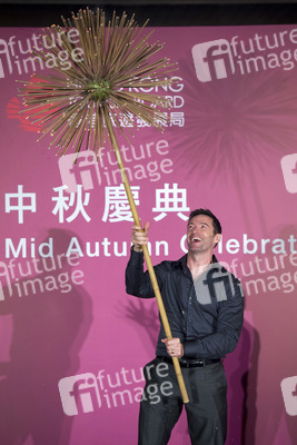 Hugh Jackman beim Tai Hang Fire Dragon Dance Festival in Hong Kong