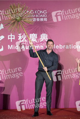 Hugh Jackman beim Tai Hang Fire Dragon Dance Festival in Hong Kong
