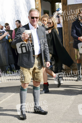 FC Bayern Wiesn-Treff beim Oktoberfest in München