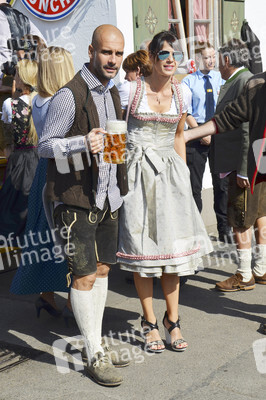 FC Bayern Wiesn-Treff beim Oktoberfest in München