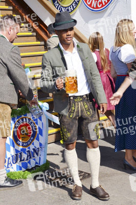FC Bayern Wiesn-Treff beim Oktoberfest in München