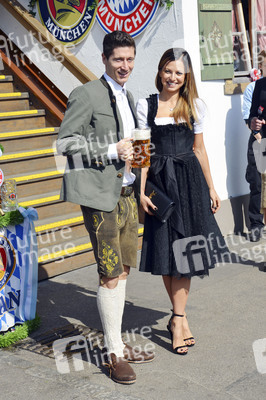 FC Bayern Wiesn-Treff beim Oktoberfest in München
