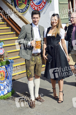 FC Bayern Wiesn-Treff beim Oktoberfest in München