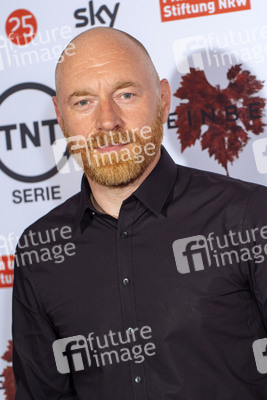 Premiere der Mini-Serie 'Weinberg' in Köln