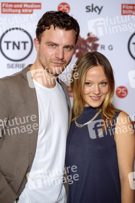 Premiere der Mini-Serie 'Weinberg' in Köln