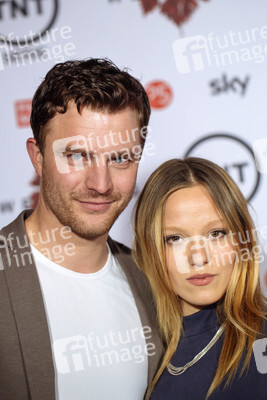 Premiere der Mini-Serie 'Weinberg' in Köln