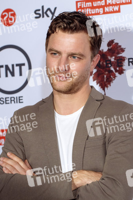 Premiere der Mini-Serie 'Weinberg' in Köln
