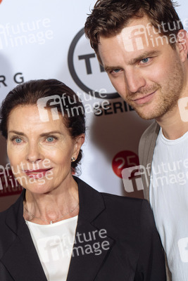 Premiere der Mini-Serie 'Weinberg' in Köln