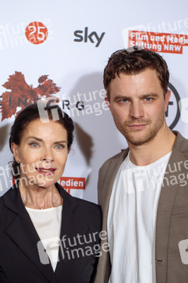 Premiere der Mini-Serie 'Weinberg' in Köln