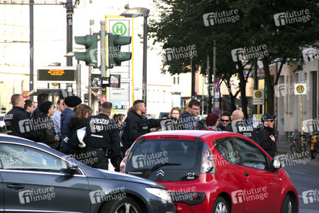 Protest gegen rechte Demo in Berlin