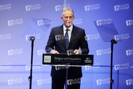Tony Blair Speaks On Islam in New York