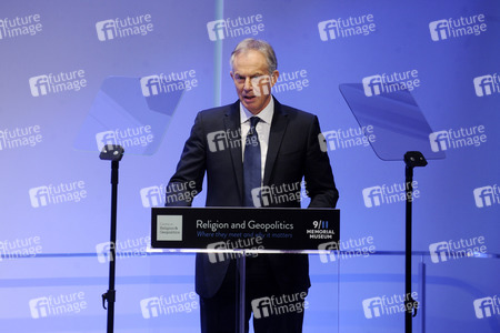 Tony Blair Speaks On Islam in New York